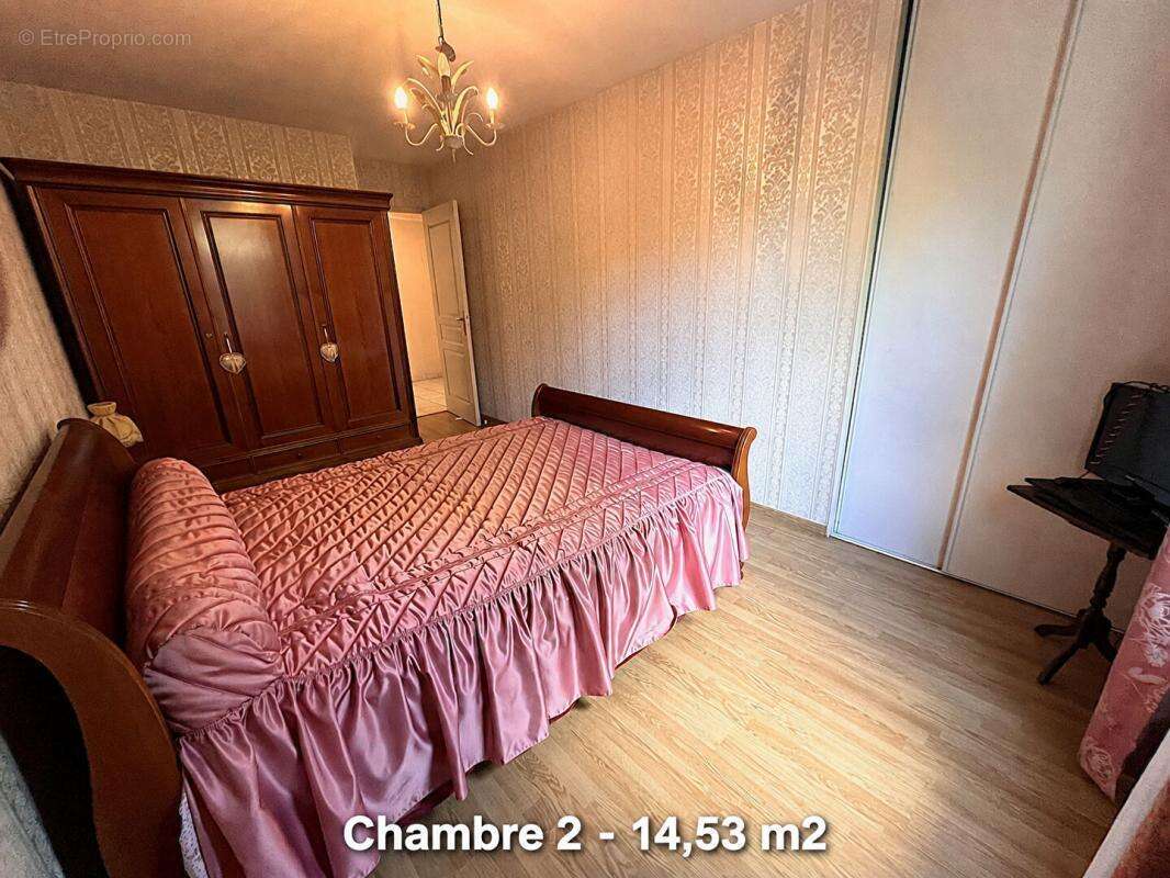 Appartement à ANSE