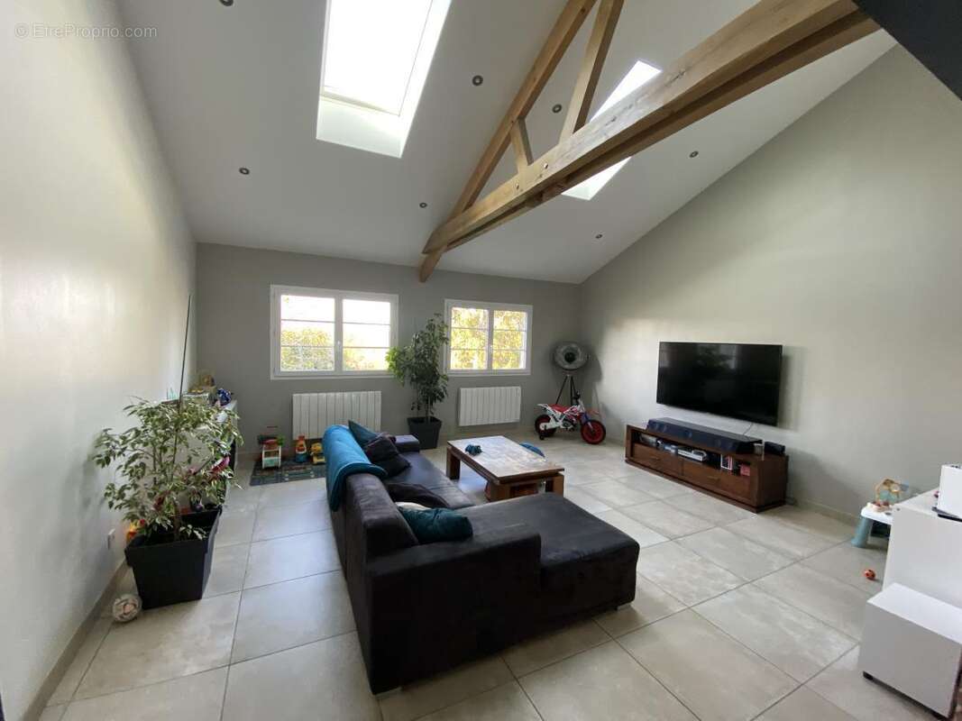 Maison 140 m² à La Haye-Malherbe  - photo 4