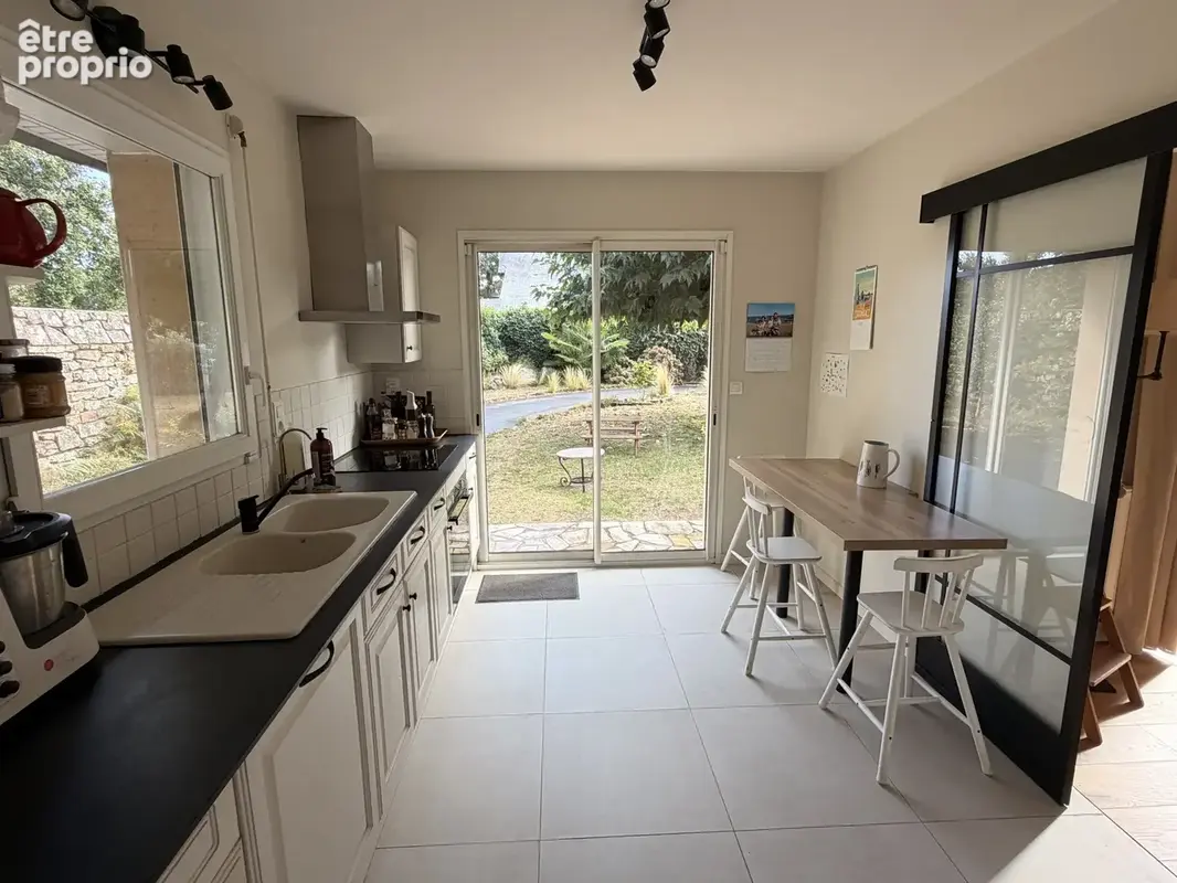 Maison familiale rénovée à Séné   150 m2   5 chambres   Double garage   À 5 min du port de Vannes - photo 11