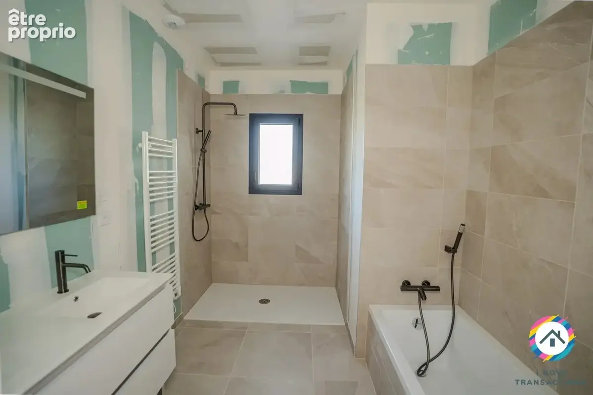 Villa neuve de plain pied- 4 chambres- garage- clim-re2020 - photo 19