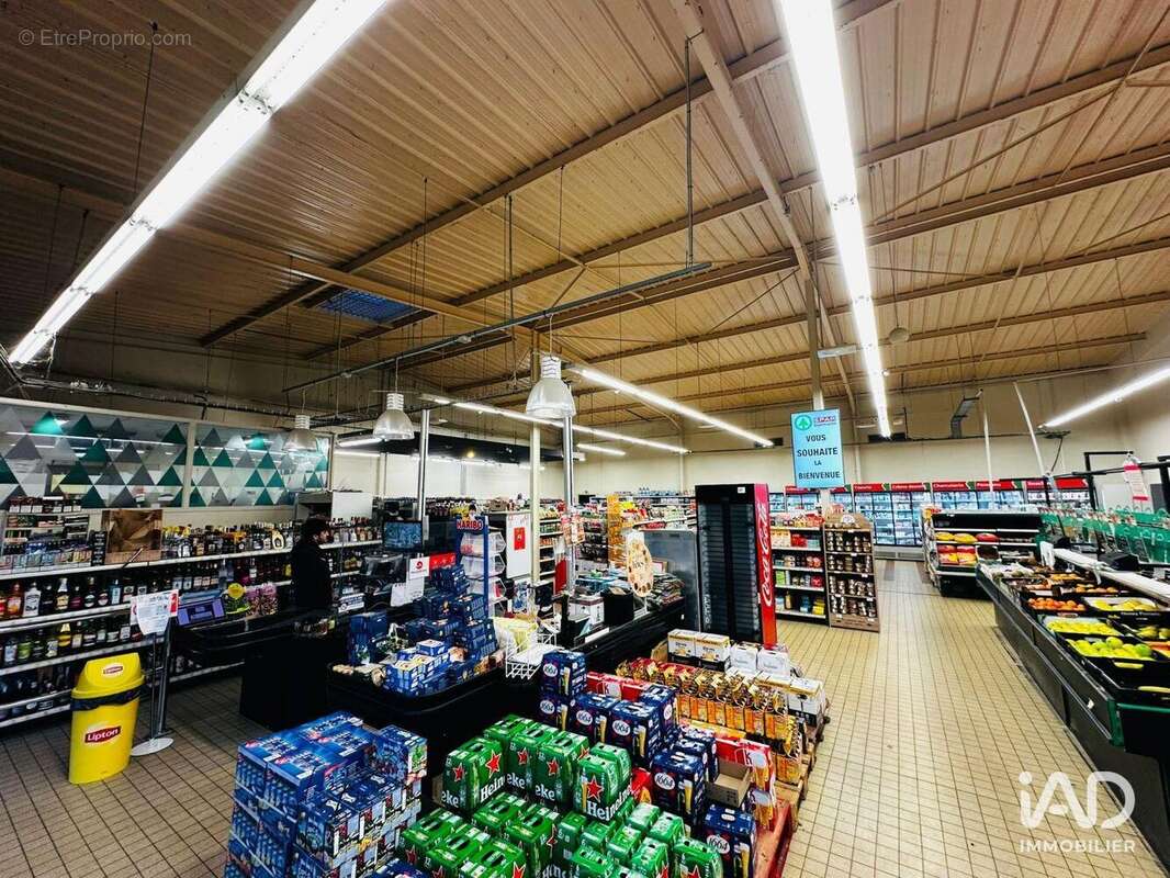 Photo 4 - Commerce à MONTLUCON