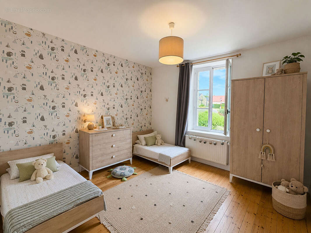 Magnifique propriété en pierres avec gîte, dépendances et potentiel équestre - photo 11