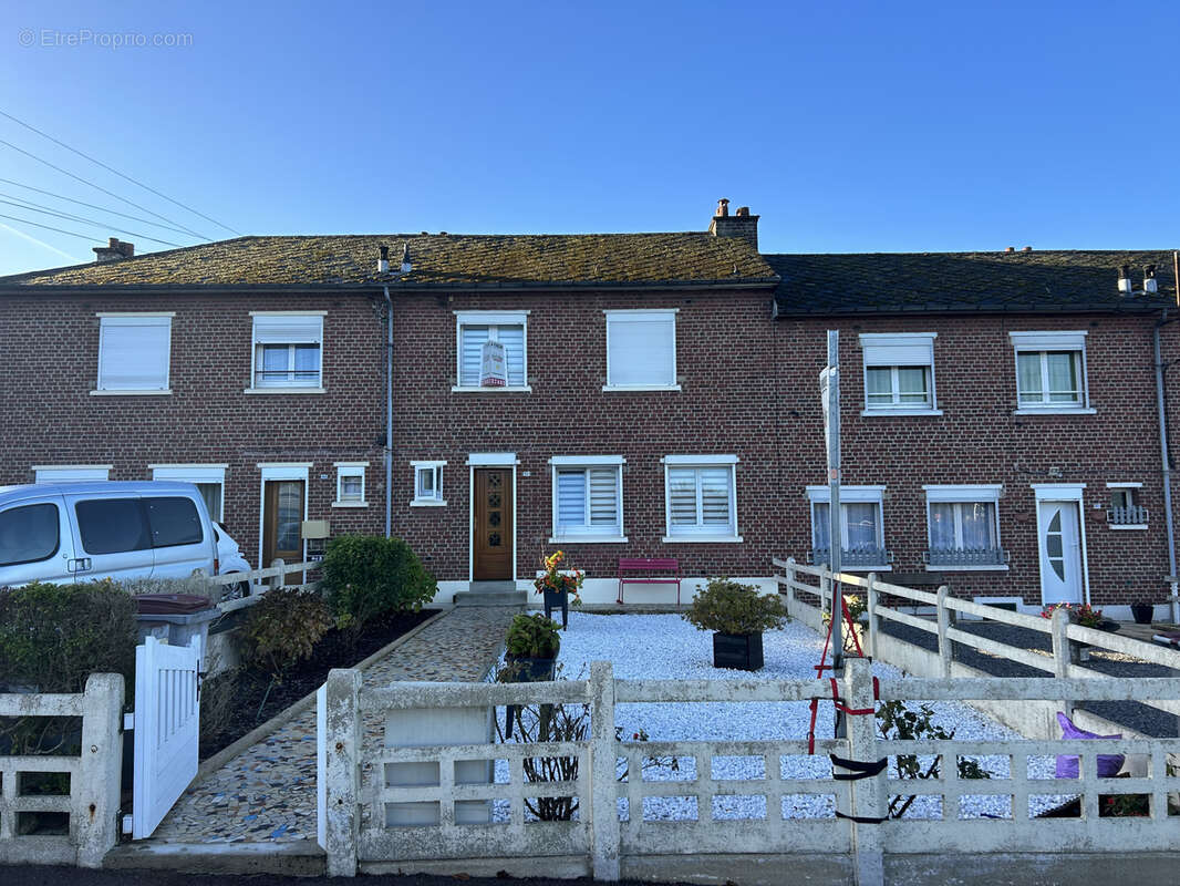 Maison à LE CATEAU-CAMBRESIS