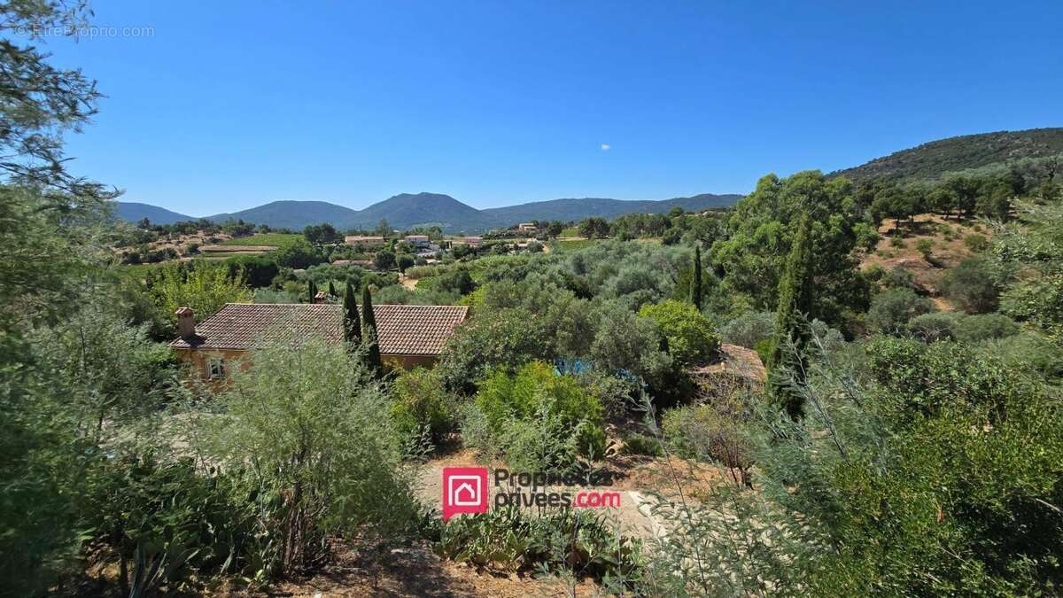 Maison à PLAN-DE-LA-TOUR