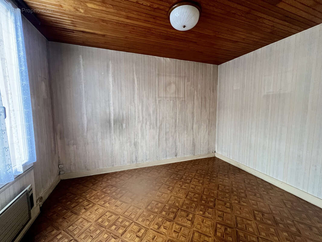 Maison à LE BLANC-MESNIL