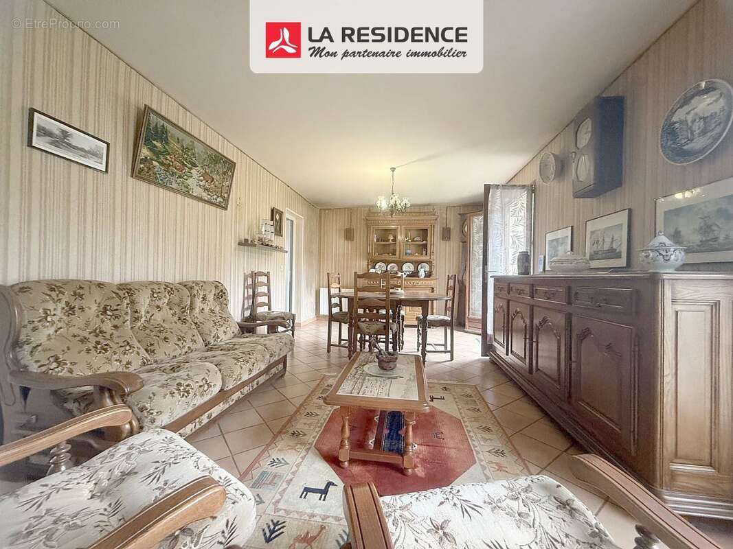 Maison à BONNIERES-SUR-SEINE