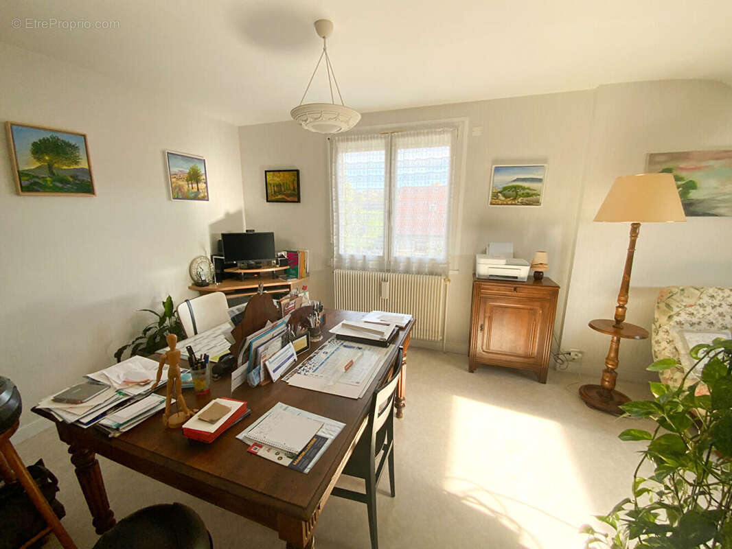 Maison à LE CREUSOT