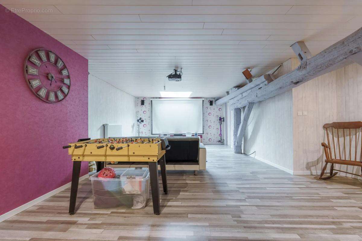 Maison à VAL-DE-MEUSE