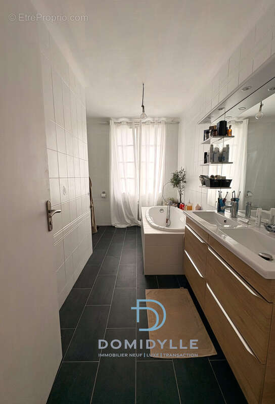 Maison à LA ROCHELLE