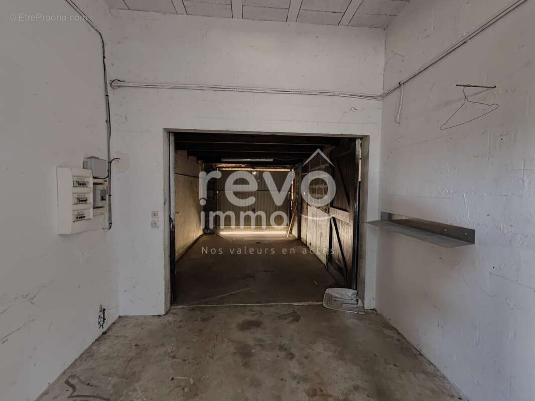 Maison à LA BAUME-DE-TRANSIT