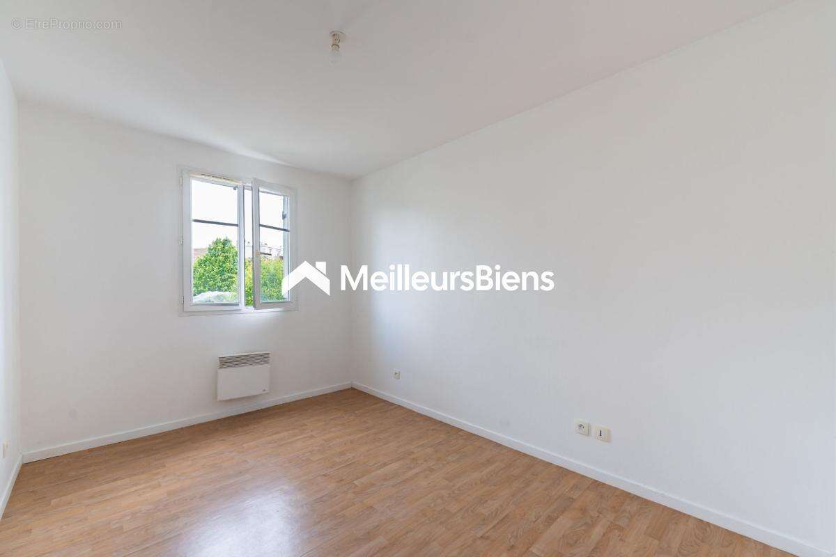 Maison à BOIS-D'ARCY