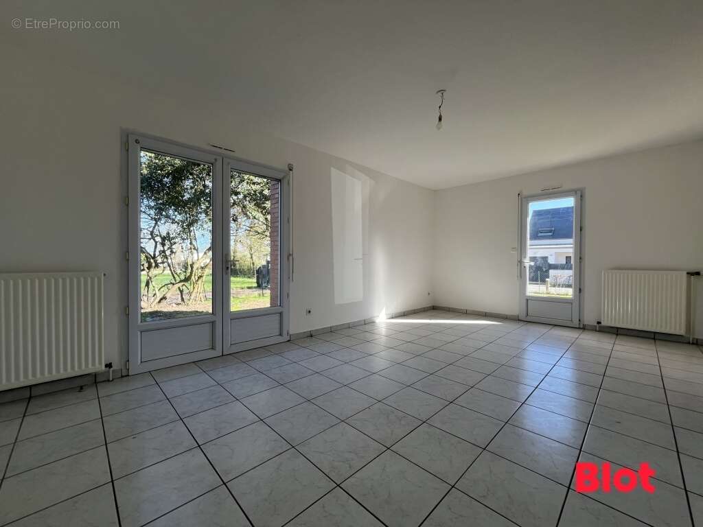 Maison à LA DOMINELAIS