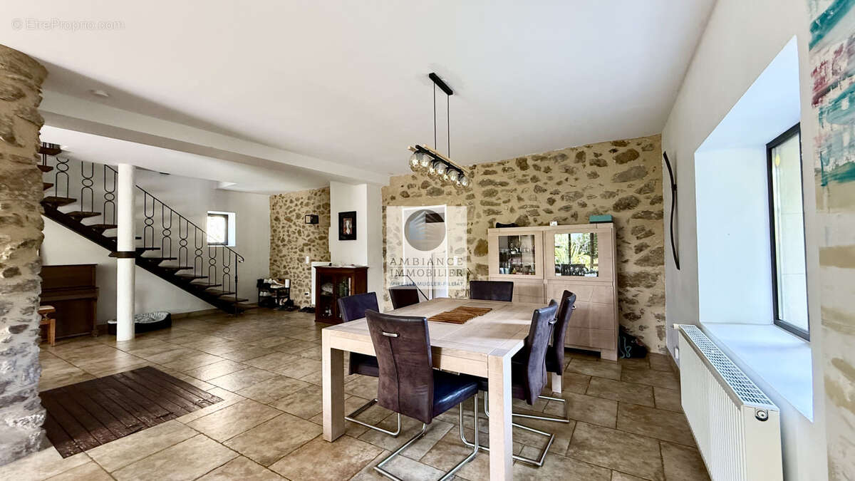 Maison à TOURNON-SUR-RHONE