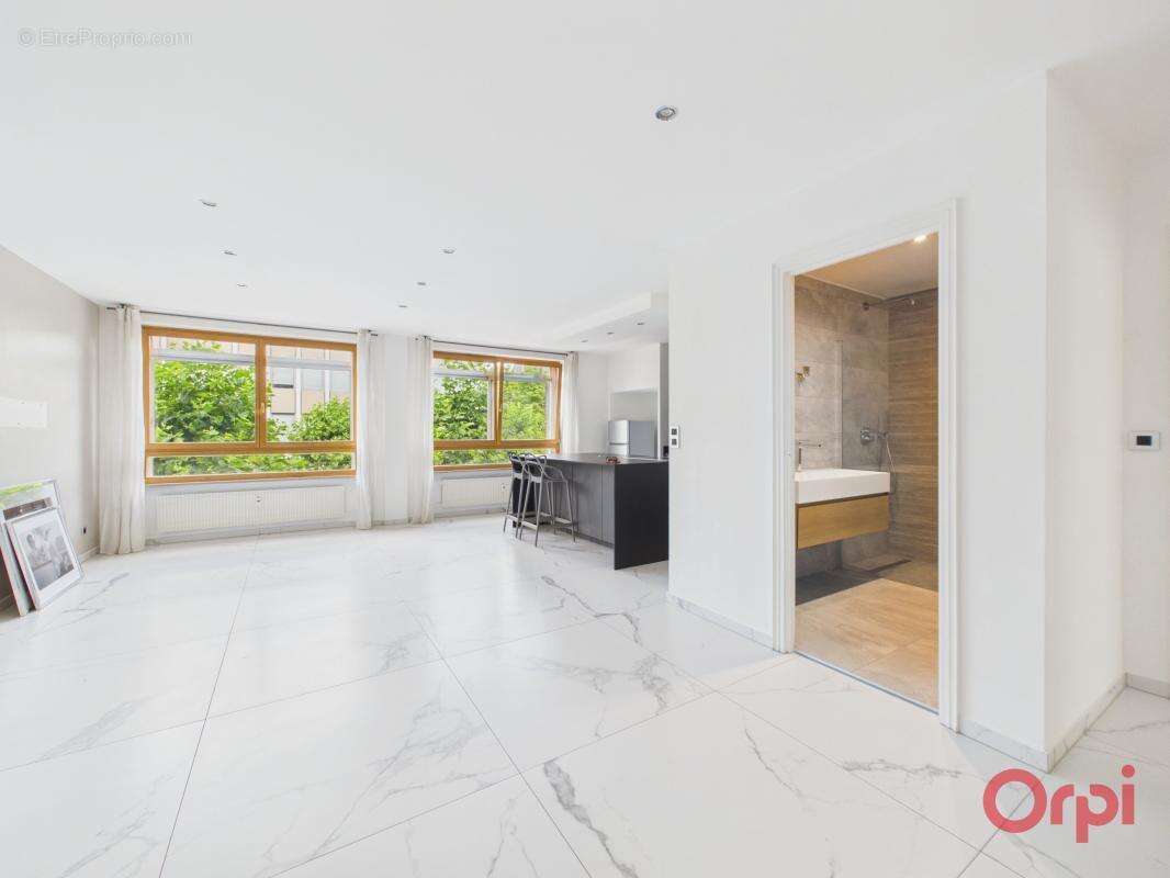Appartement À Vendre - photo 7