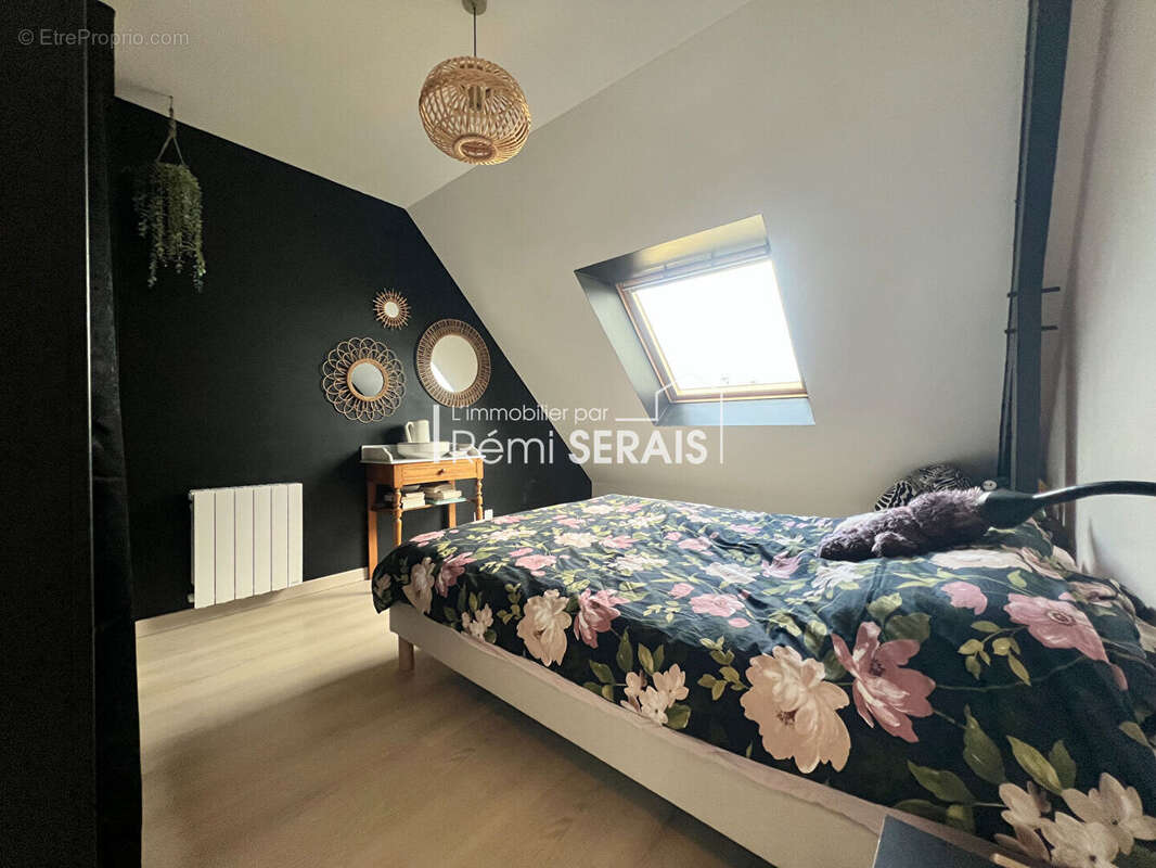 Pavillon récent avec quatre chambres à Aunay-sur-Odon - 14260 - photo 5