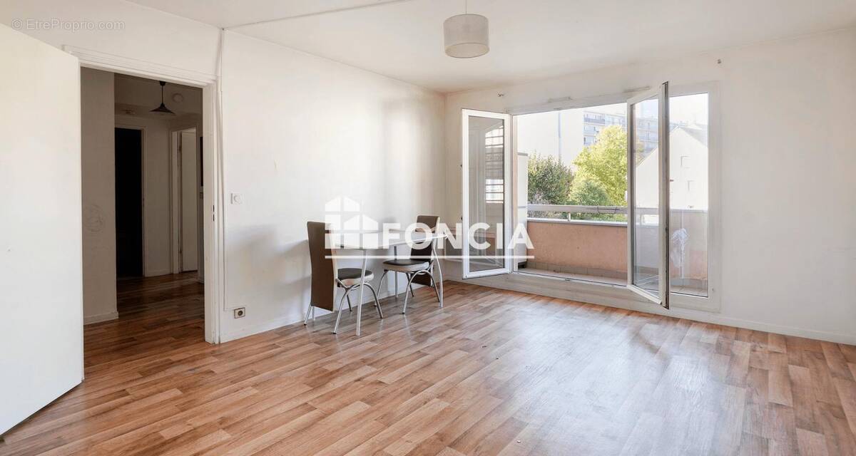 Appartement à LONGJUMEAU