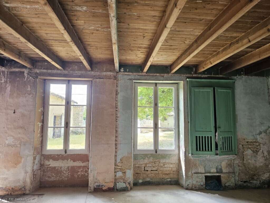 Maison à CHAUNAY