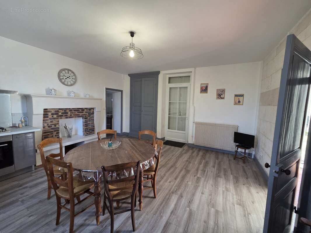 Maison à SAINT-SATURNIN