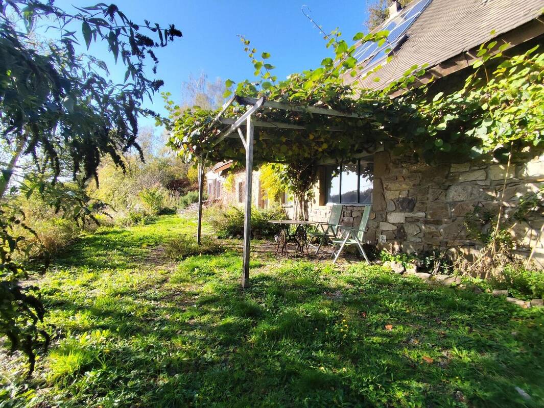 Photo 1 - Maison à CHAMPS-SUR-TARENTAINE-MARCHAL