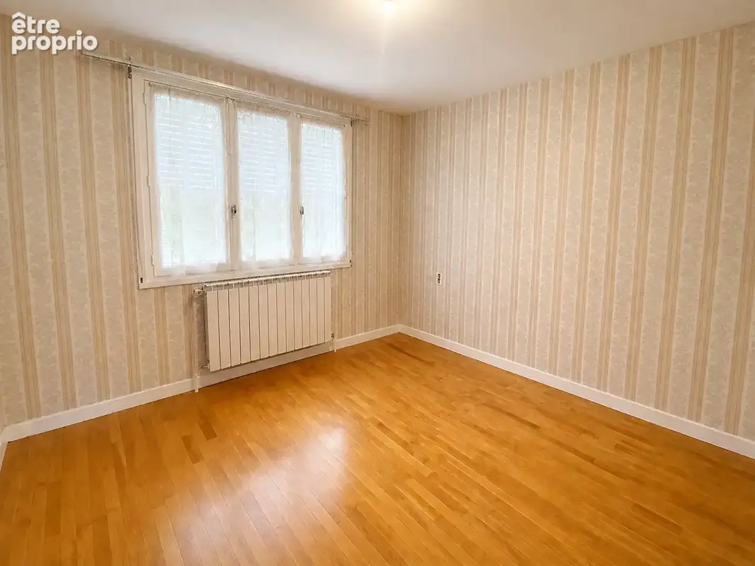 Maison traditionnelle - LE COTEAU - 5 Pièces - photo 6