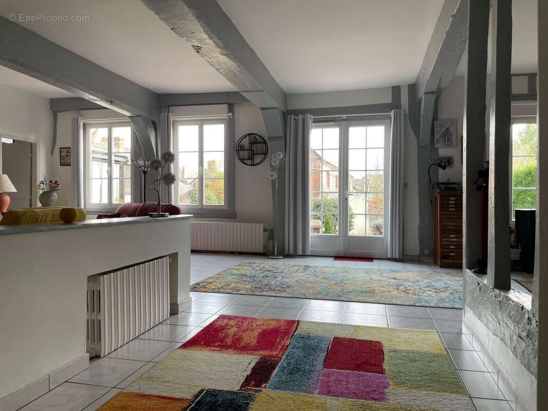 Maison à BERNAY