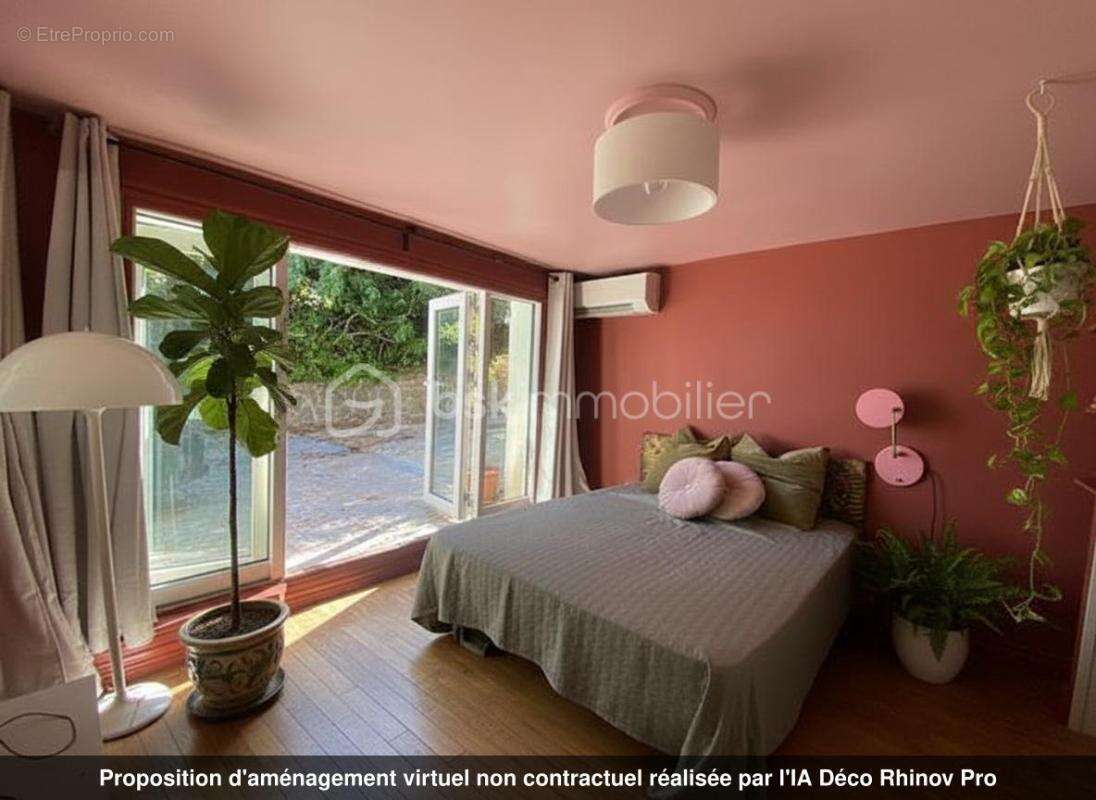 Maison à TOURRETTES