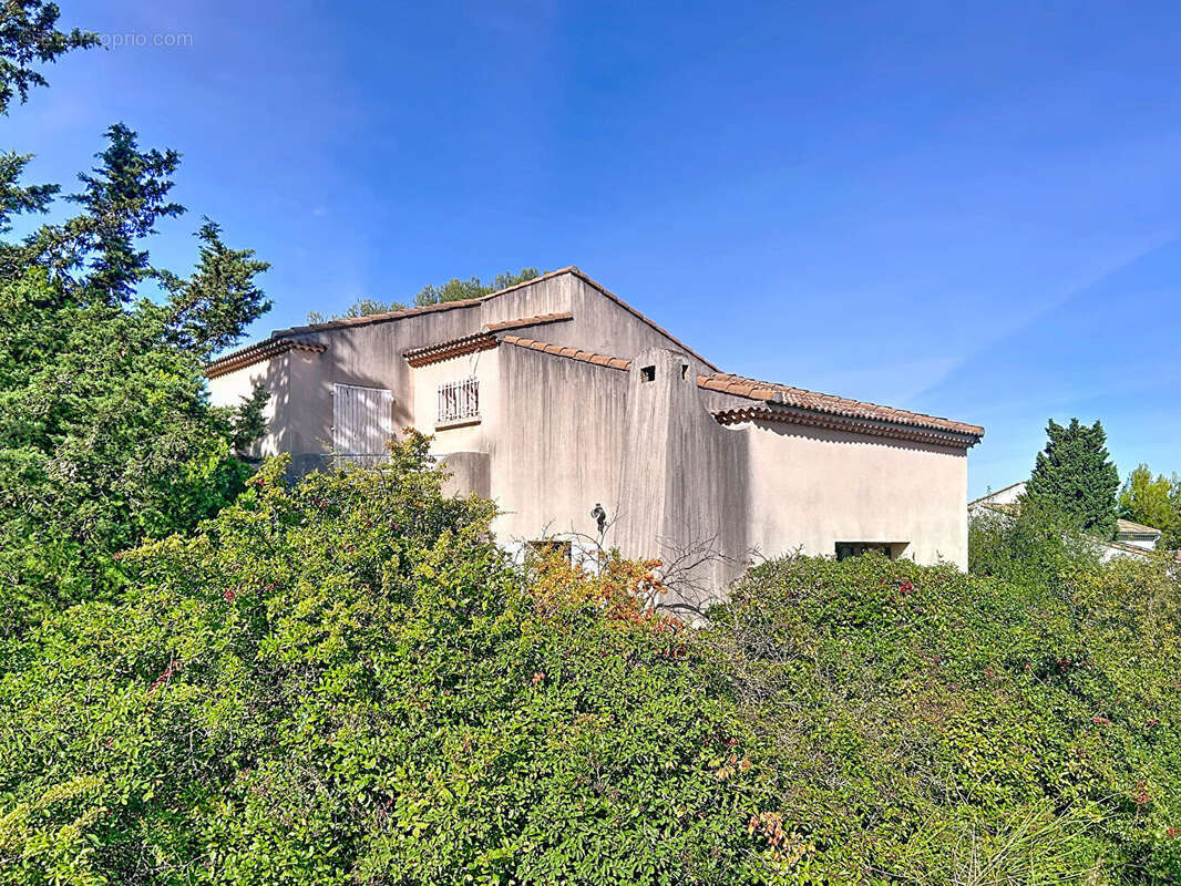 Maison à VILLENEUVE-LES-AVIGNON