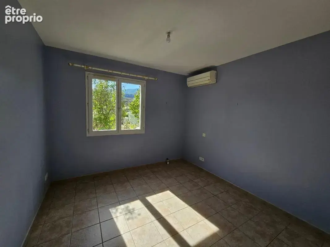 LES VANS – Posez vos valises à deux pas du centre des Vans ! (4 ch, Piscine, Garage) - photo 14