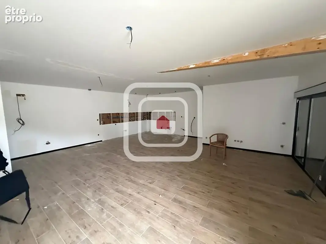 Grand ensemble immobilier  sur 6 000 m² de terrain - photo 3