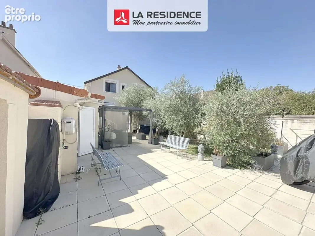 Maison 6 pièces 113 m² à vendre à Pierrefitte-Sur-Seine (93380) - photo 4