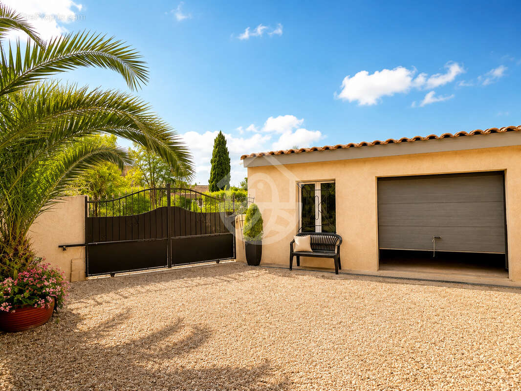 Maison à LIVRON-SUR-DROME