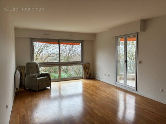 Appartement à NOGENT-SUR-MARNE