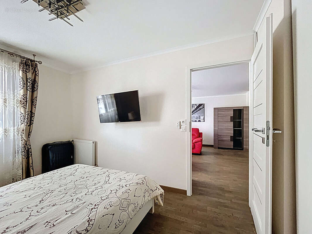 Appartement à SURESNES