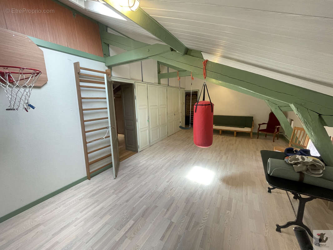 Maison de ville, 207m2 hab, 5/6 chambres - photo 9