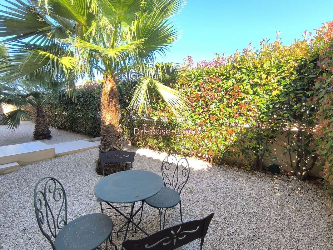 Maison 118 m² à Salon-De-Provence  - photo 2