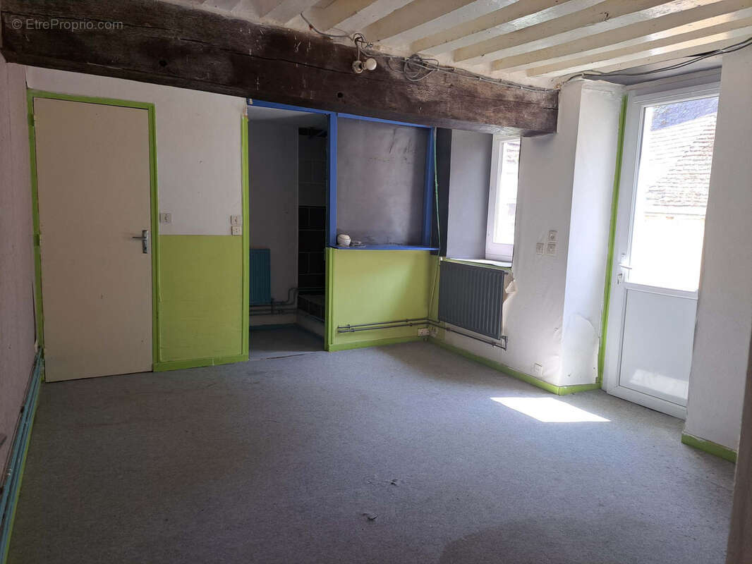 Maison à SAINT-CALAIS