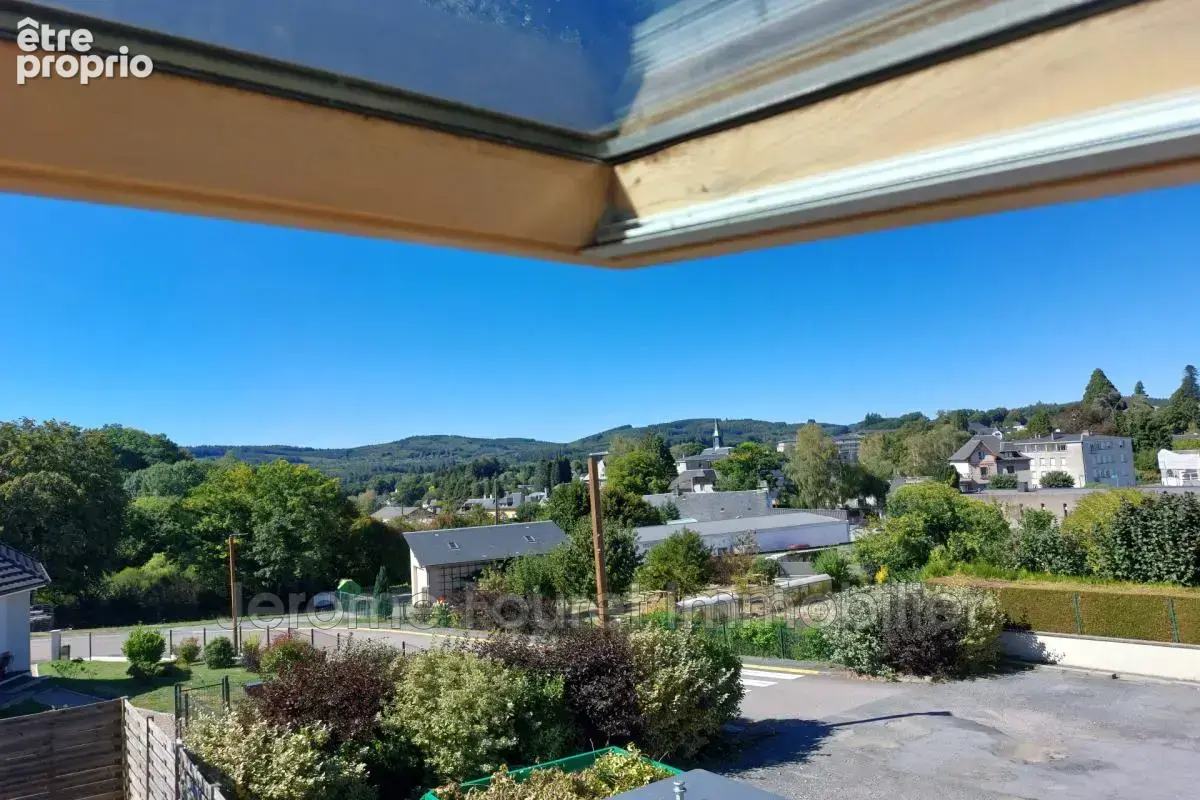 Maison de ville rénovée - photo 12