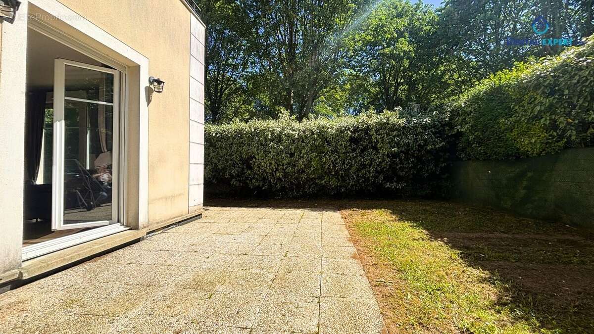 Appartement à BUSSY-SAINT-GEORGES