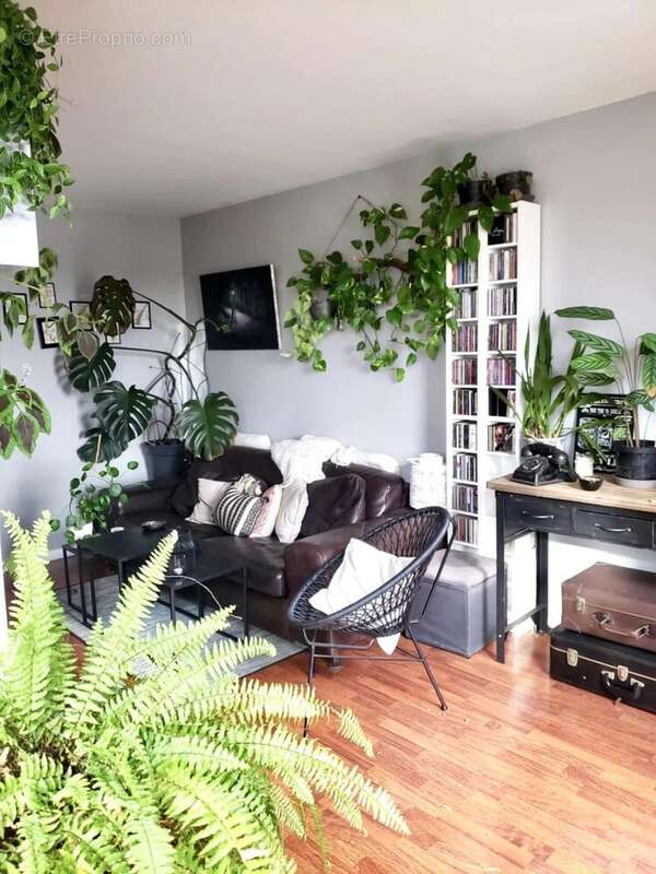 Appartement à COMBS-LA-VILLE