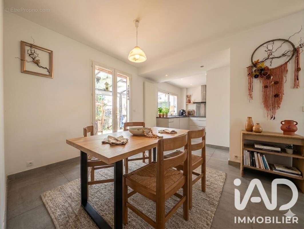 Maison 146 m² à Sartrouville  - photo 3