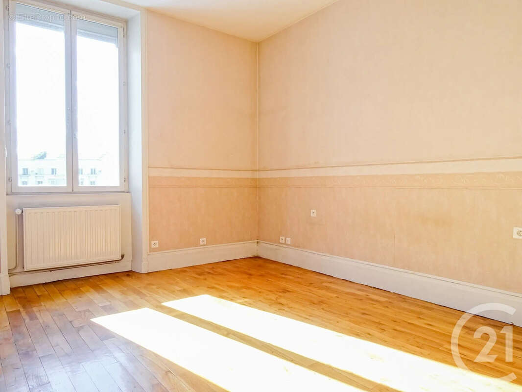 Appartement à LYON-7E