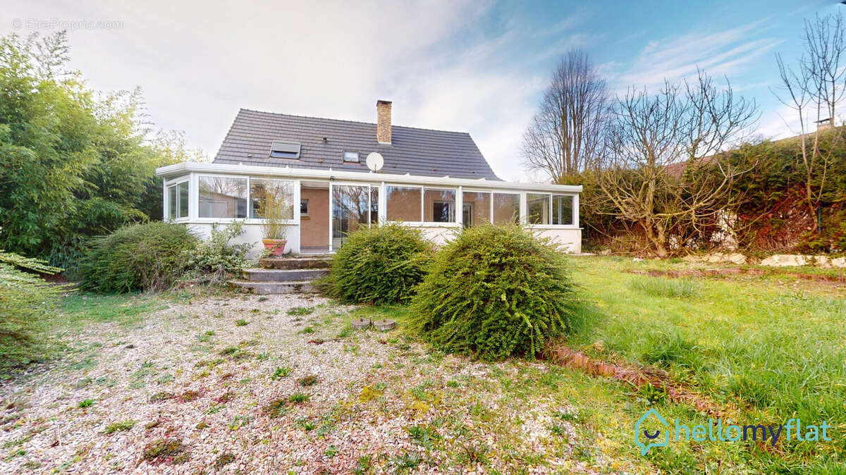 Maison à LA VEUVE