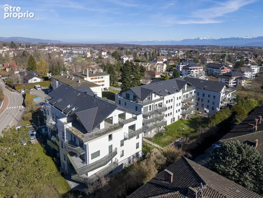 Divonne les Bains, T4 avec 2 terrasses et grand jardin - photo 4