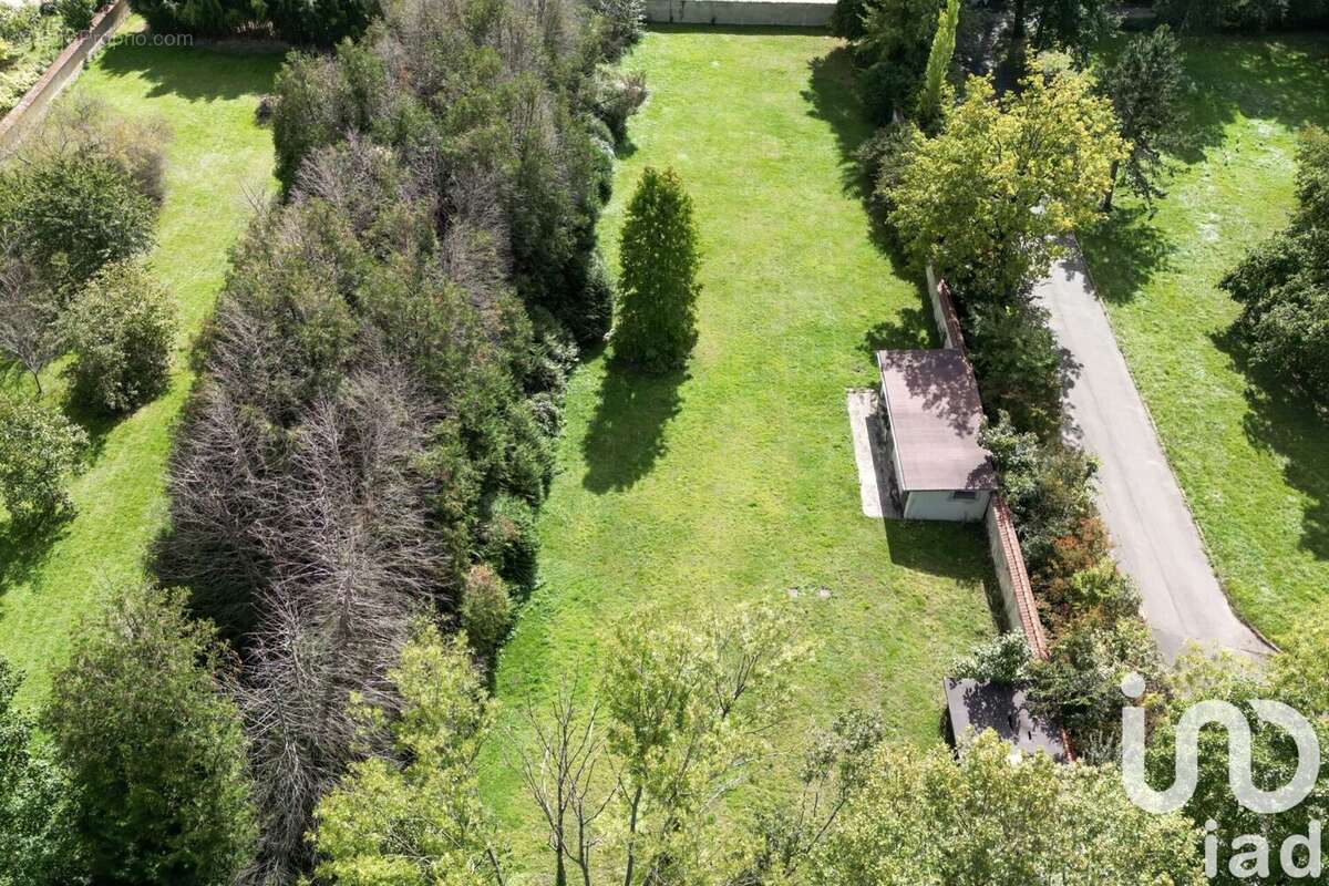 Maison 498 m² à Ozoir-La-Ferriere  - photo 3