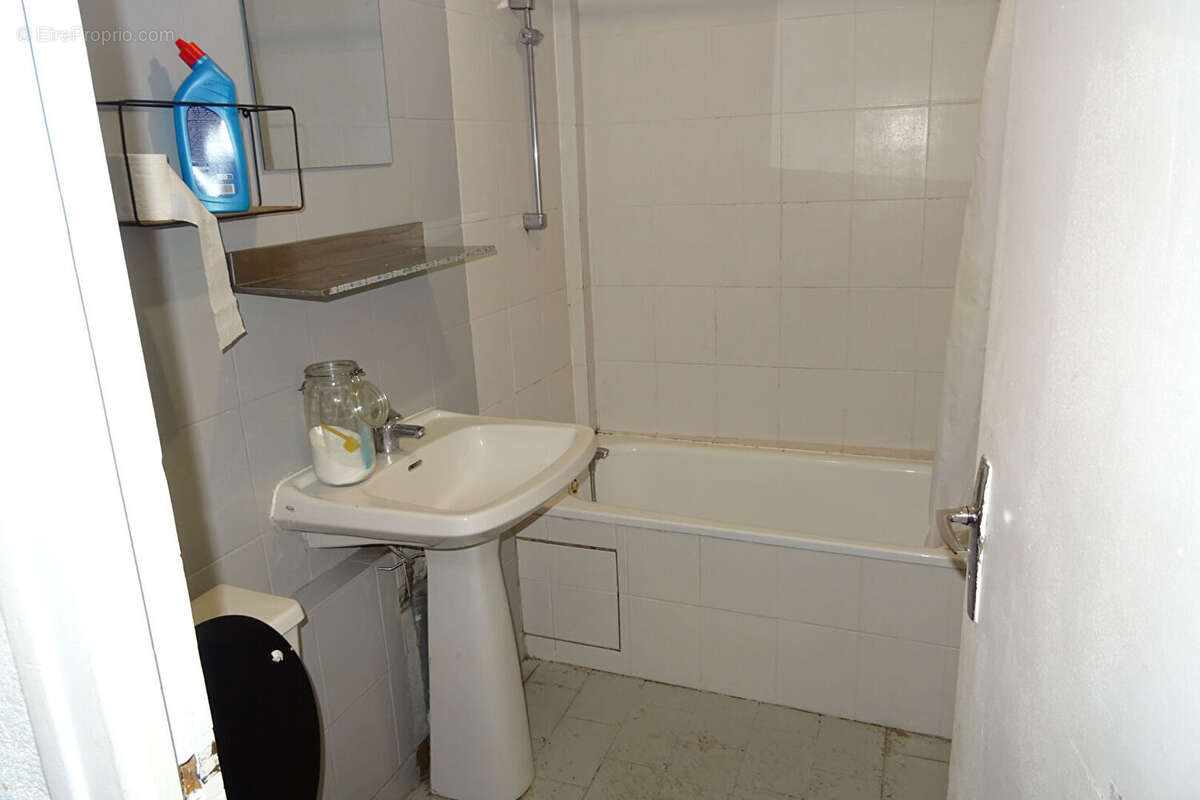 Maison à LA BAZOCHE-GOUET