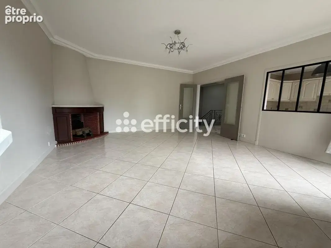 Maison 4 pièces 129 m² à vendre à Tours (37000) - photo 3