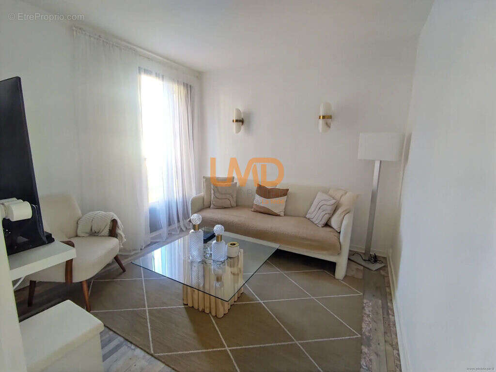 Appartement à MARSEILLE-9E