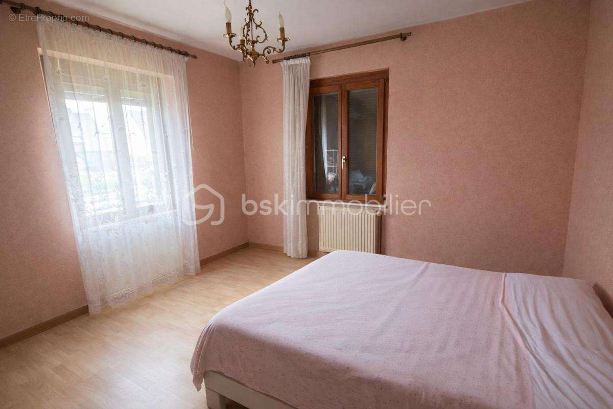 Maison à DAMBACH-LA-VILLE