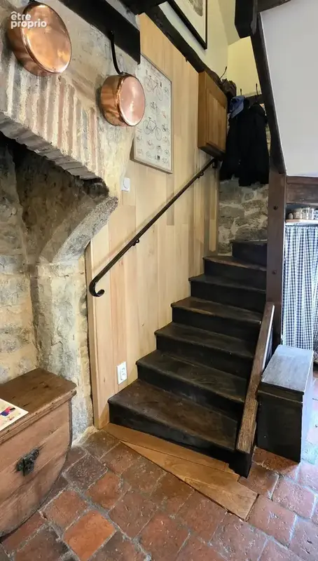 Charme et confort! Belle renovation, authenticité préservée. - photo 17