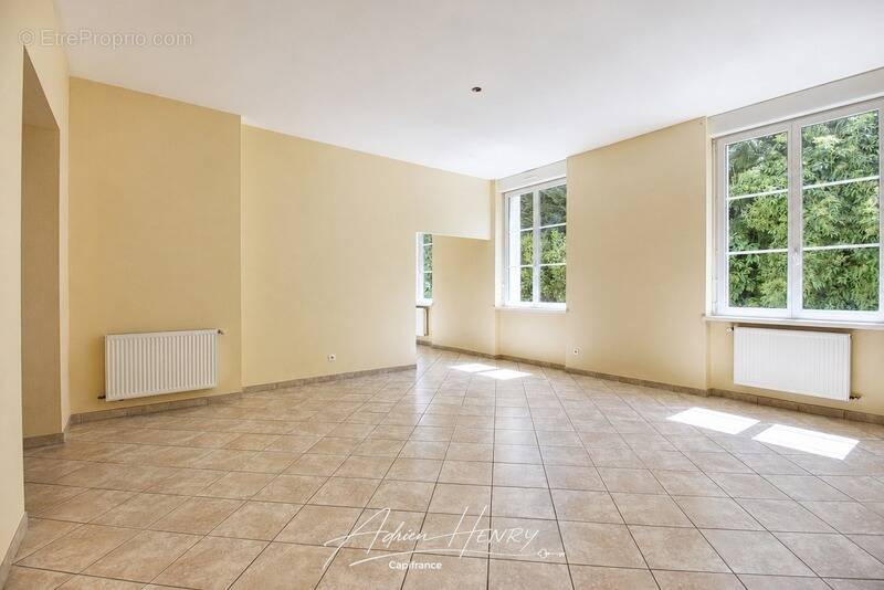 Appartement à AUDUN-LE-TICHE